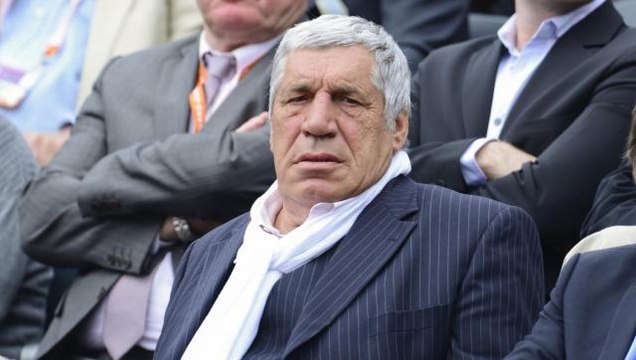 Elle est complètement barge : Jean-Pierre Castaldi balance sur Candide Renard après l'annulation de Koh-Lanta