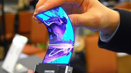 Galaxy X : le téléphone pliable de Samsung ne sortira pas en 2018