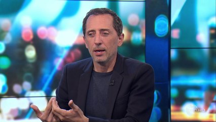 Ce message de Gad Elmaleh révolte les internautes et fait polémique