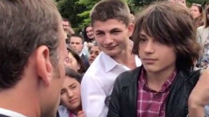 Ado recadré par Macron : l'Elysée et les médias ont-ils le droit de diffuser la vidéo ?