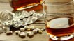 Pourquoi ne faut-il pas mélanger alcool et médicaments et quelles sont les pires associations ?
