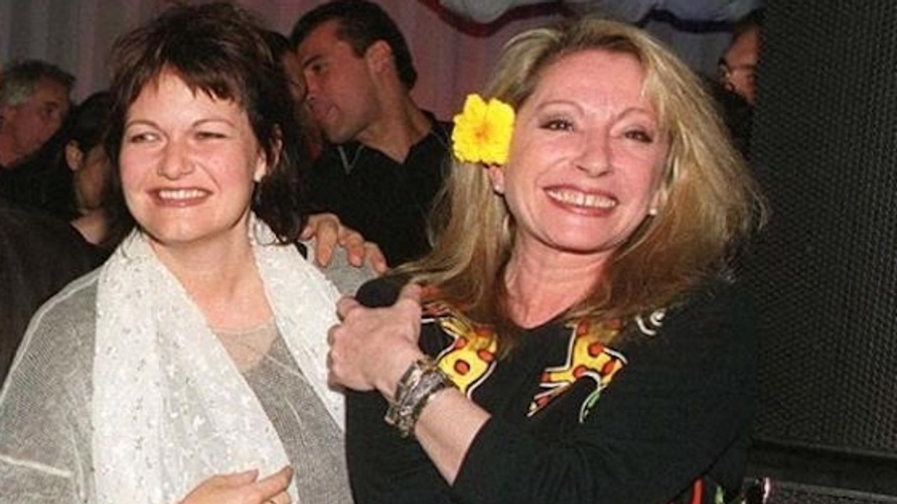 "Je t'aime à l'infini" : Véro­nique Sanson rend un hommage déchi­rant à Maurane