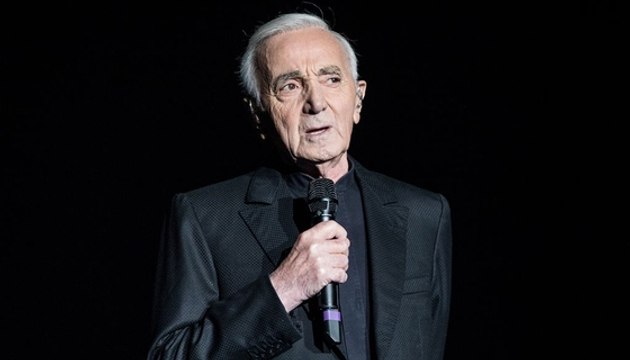 Mort de Charles Aznavour : sa famille accepte finalement l'hommage national