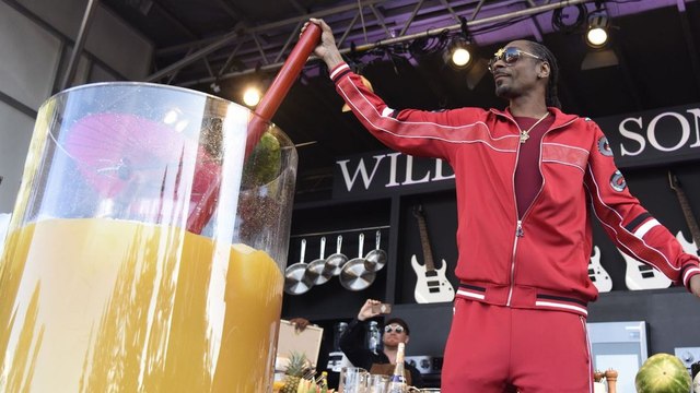 Le rappeur Snoop Dogg a battu le record du Monde de Gin and Juice