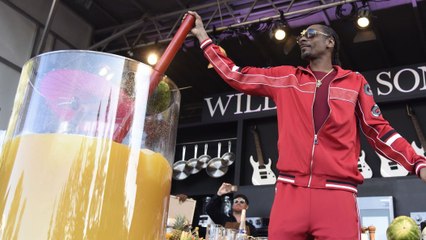 Le rappeur Snoop Dogg a battu le record du Monde de "Gin and Juice"