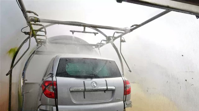 Voiture sans permis : prix, hybride et électrique, tout ce qu'il faut savoir