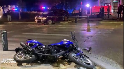 Motociclista  alcoholizado provocó que un automóvil  termina destruido sobre avenida Niños Héroes