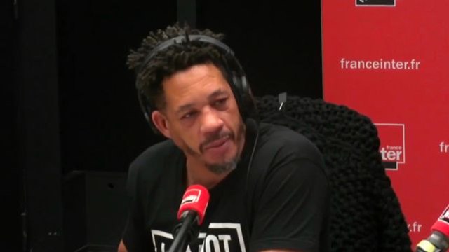 JoeyStarr tacle sévèrement Nagui après une plaisanterie de l'animateur
