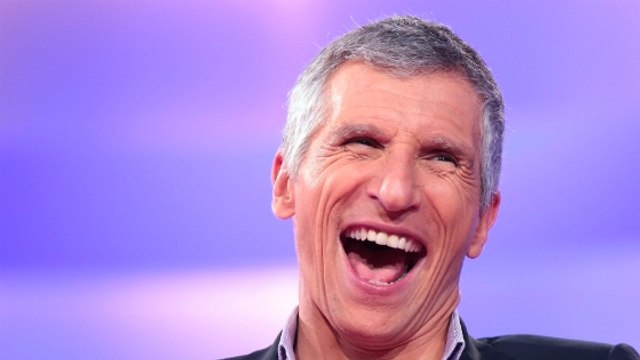 Nagui fait une vanne sur la spiritualité de Diam's et le public n'apprécie pas du tout...