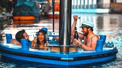 Visiter Londres dans un jacuzzi flottant en buvant de la bière, c'est possible !