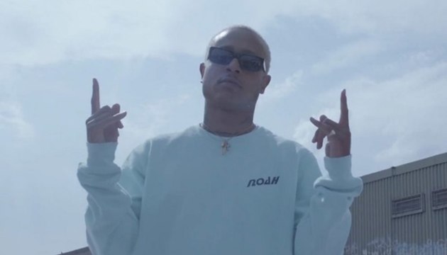 Joke arrête tout et fait son grand retour sous le nom d'Ateyaba