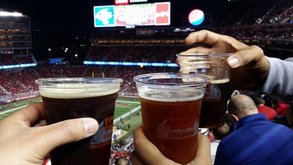 Bientôt de l’alcool dans les stades ?