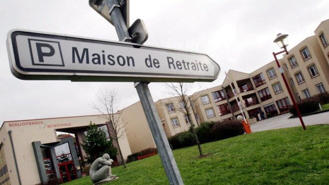 Un animal, on en prend plus soin... L'enquête choquante d'Envoyé Spécial sur les Ehpad