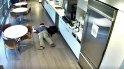 Fraude : un employé simule une chute au travail... Mais ignore que la scène est filmée