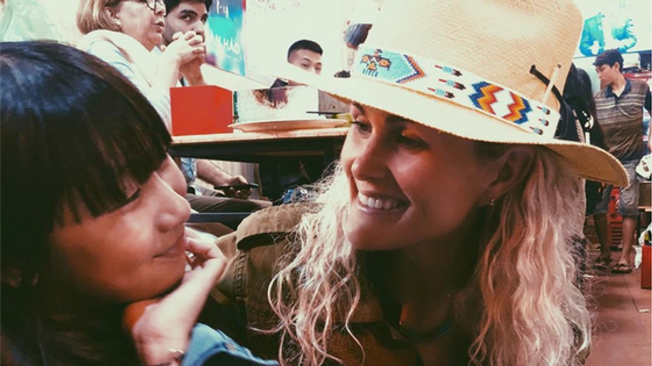 Jade Hallyday, seule contre tous