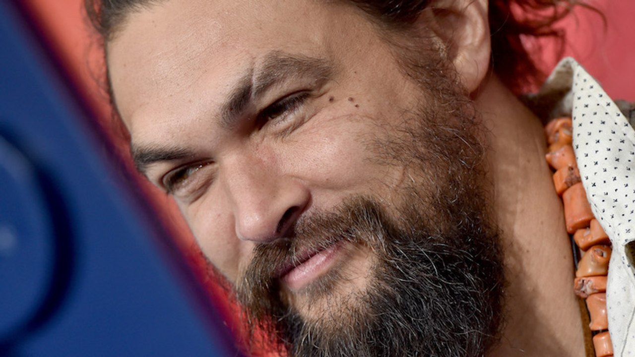 Jason Momoa : l'acteur révèle l'origine de la cicatrice au sourcil qui lui a valu 140 points de suture