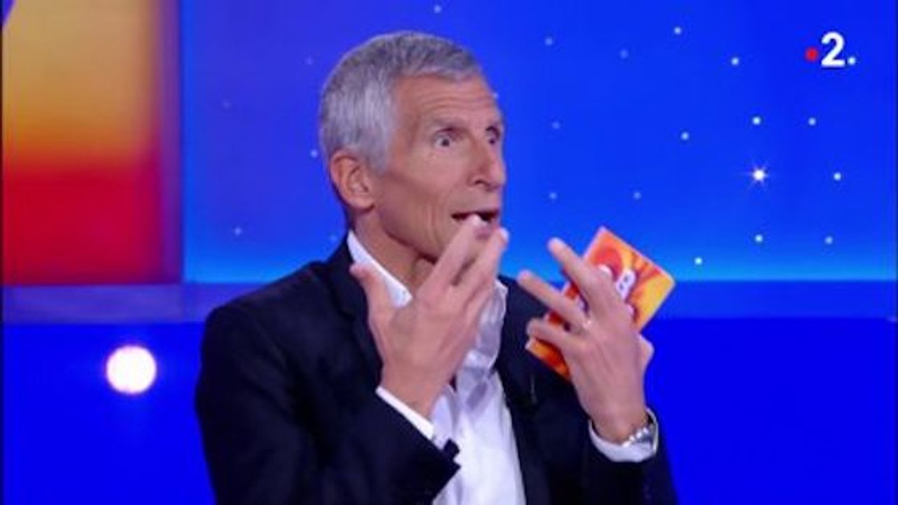 N'oubliez pas les paroles : la femme de Nagui le surprend dans les bras d'une danseuse, créant un malaise sur le plateau (VIDÉO)