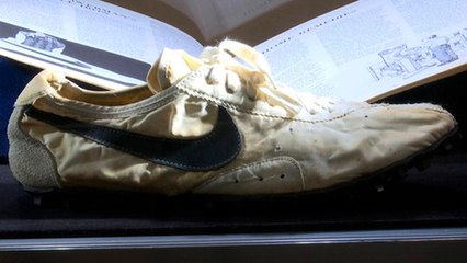 Pourquoi cette vieille paire de Nike a été vendue 437 500 dollars aux enchères ?