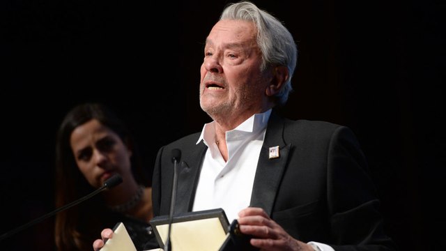 Alain Delon : sa fille Anouchka donne des nouvelles rassurantes de l'acteur