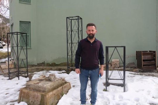 ATATÜRK'ÜN BRONZ HEYKELİNİ ÇALIP SATAN 4 KİŞİ TUTUKLANDI