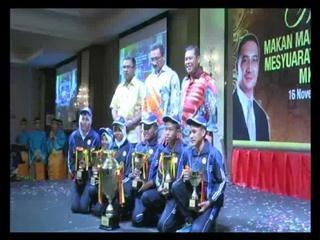 Tajuk Utama Buletin Awani (17 November 2013)