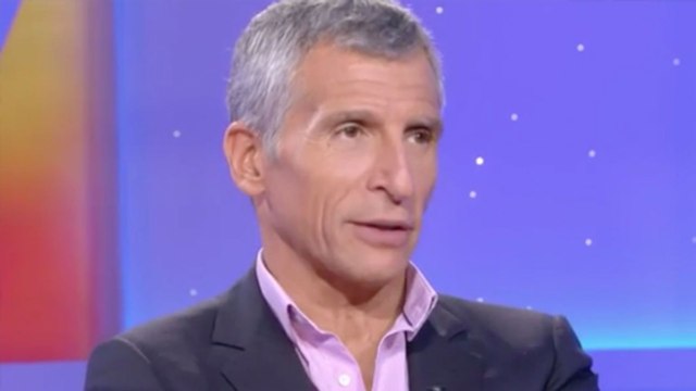 Nagui rembarre sévèrement un étudiant trop vantard !