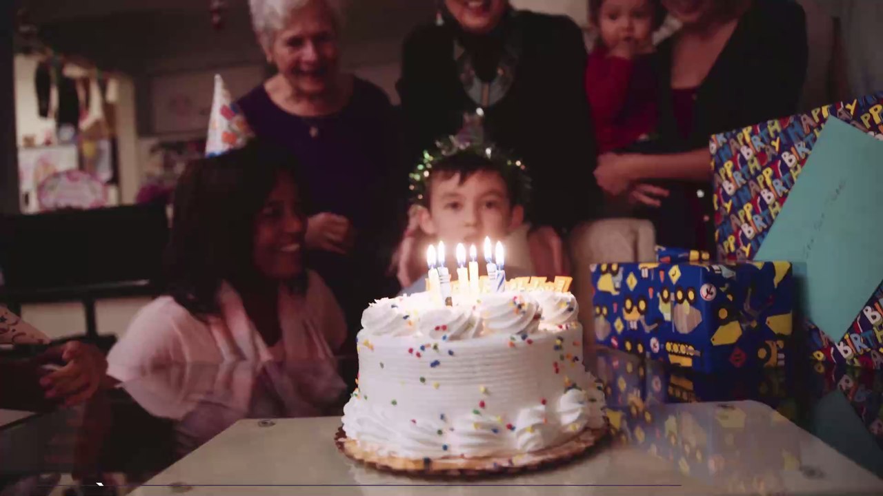 Dinosaure : un père offre par erreur un dinosaure de 6 mètres de long à son fils