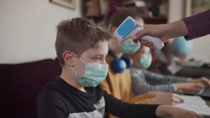 Coronavirus : Olivier Véran évoque une nouvelle fermeture possible des bars