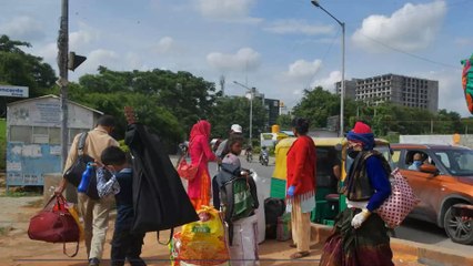 Inde : À 95 ans, Dodda­pal­liah est considéré comme un dieu dans sa ville pour une raison surprenante
