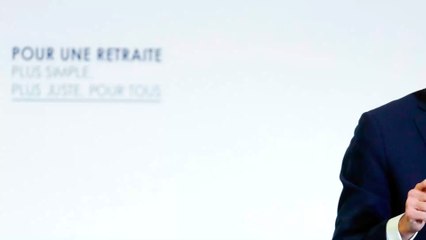 Remaniement : les boutons de manchette d'Édouard Philippe ne sont pas passés inaperçus