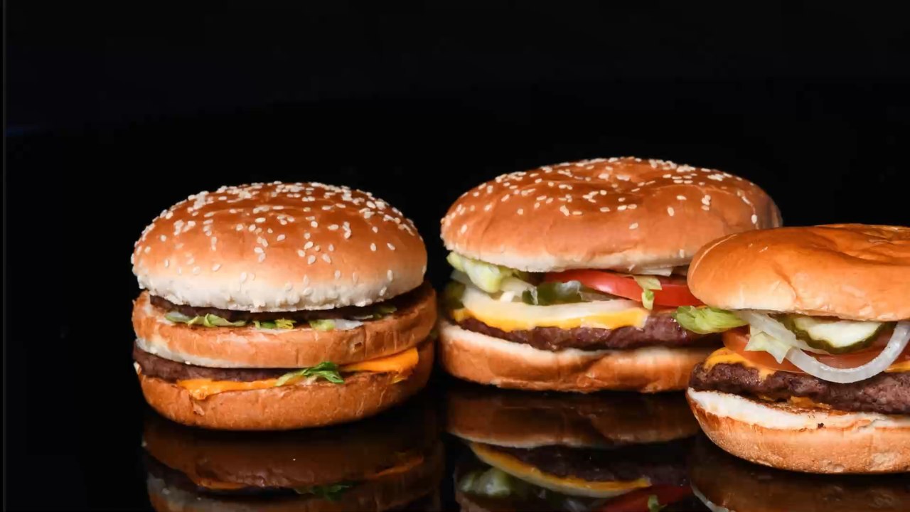 Mcdonald’s : Voici à quoi ressemble un burger après 24 ans dans un sac (Vidéo)