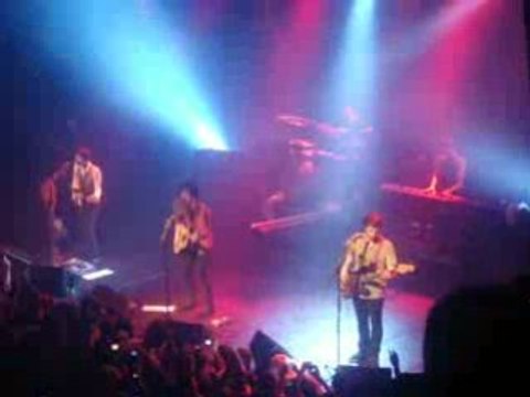 Panic at the Disco @ Bataclan - I Write Sins Not Tradgedies