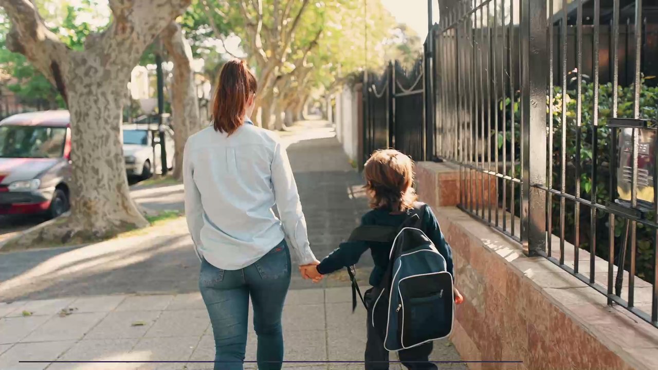 Aulnay-sous-Bois : un principal demande le retour des garçons avant celui des filles, les professeurs s'indignent
