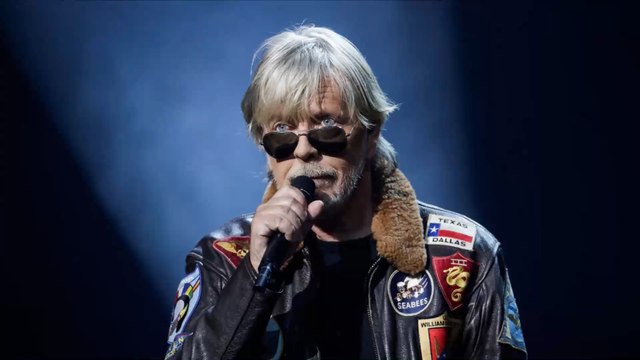 Renaud : le chanteur hospitalisé pour des problèmes pulmonaires