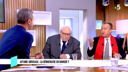 Sextape de Benjamin Griveaux : pourquoi l'anonymat sur les réseaux sociaux n'a rien à voir avec cette affaire intime