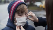 Masque coronavirus : ils sont de plus en plus jetés dans la rue