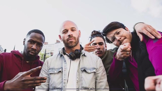 Validé : Amel Bent rejoint le casting de la saison 2 de la série