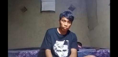 Indonésie : un jeune homme se filme sur YouTube en train de ne rien faire et crée le Buzz