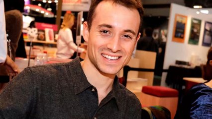 Hugo Clément : Il fait polémique avec un agenda à son effigie