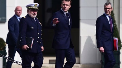 Covid-19 : Gabriel Attal évoque un retour à une vie plus normale "dès la mi-avril"