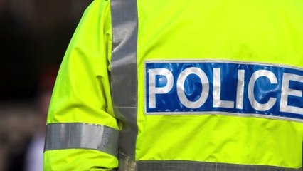 Faits divers : un enfant de cinq ans retrouvé mort dans une rivière, trois personnes arrêtées