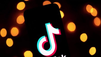 Sexe : l’astuce de l’oreiller TikTok fonctionne-t-elle vraiment ?