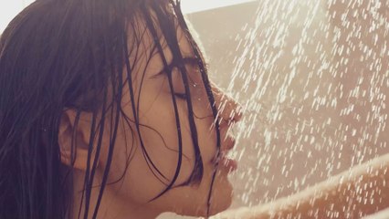 Insolite : un serpent émerge des canalisations alors qu'elle prend sa douche