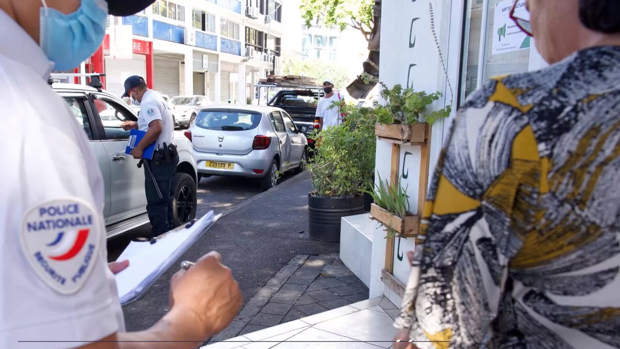 "Pendez les Blancs" : le rappeur Nick Conrad relaxé en appel pour sa chanson polémique