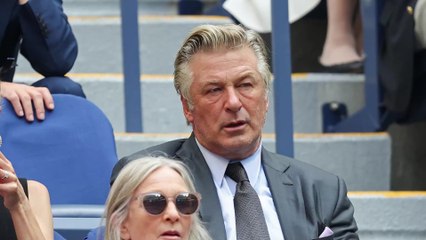 Alec Baldwin : la piste du sabotage évoquée par des avocats