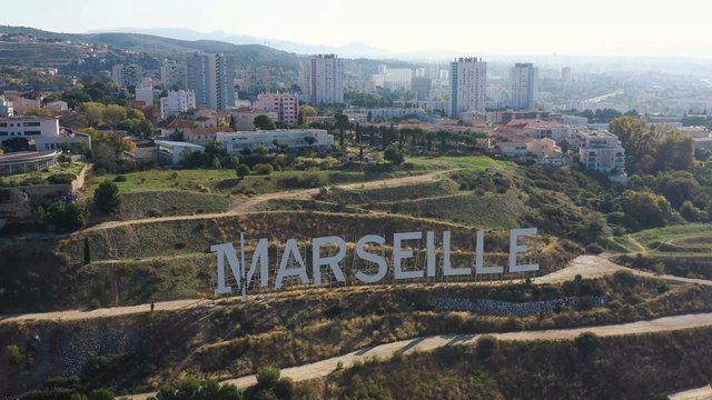 Zone Interdite : le maire de Roubaix inondé de menaces de mort