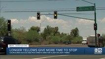 Phoenix councilman wants longer yellow lights for safety