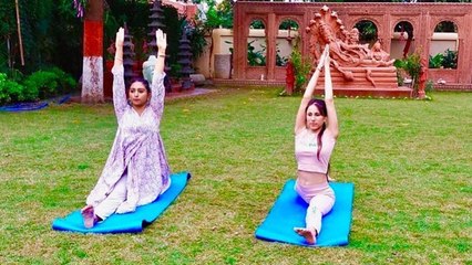 Mohena Kumari का Pregnancy में Yoga Video Viral | Boldsky