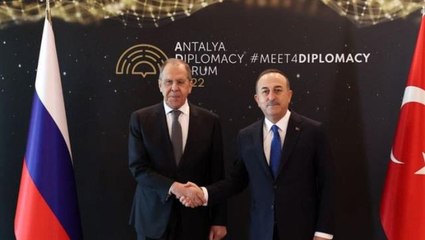 Çavuşoğlu, Lavrov ile aralarında gerginlik yaşandığı iddialarına son noktayı koydu: Şakalaştık bir problem yok
