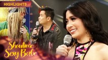 Ogie notices Sexy Babe Meleah's perfume | It's Showtime Sexy Babe